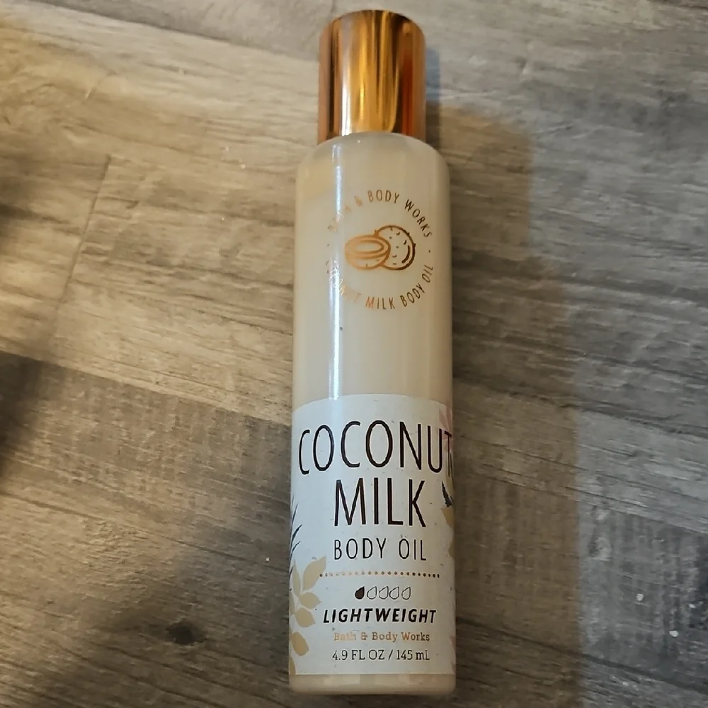 RARE Bath & Body Works Coconut Milk Body Oil